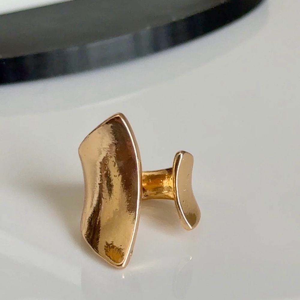Trendy Gold Tone Texture Statement Ring | NEW - Picture 2 of 6